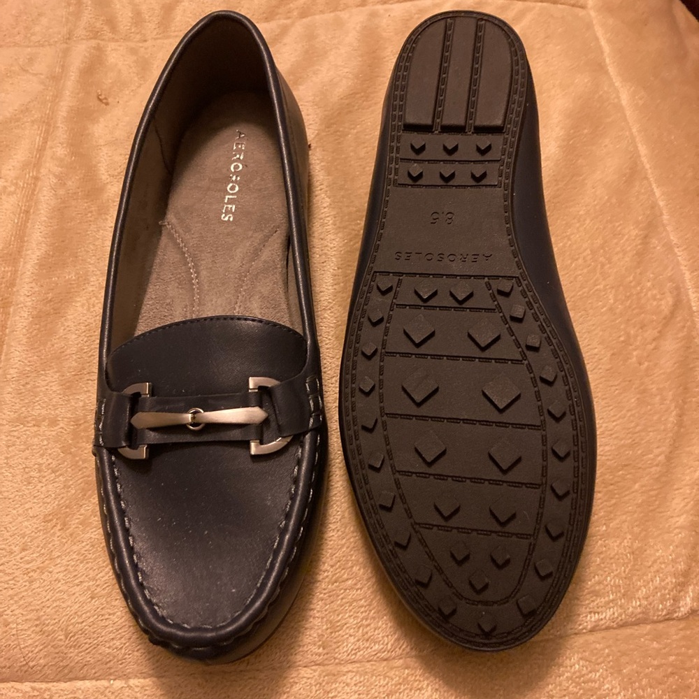 AEROSOLES Women's Black Leather Bit Loafers
